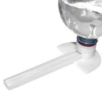 Trinker  für Bienen ins Flugloch auf einer PET-Flasche